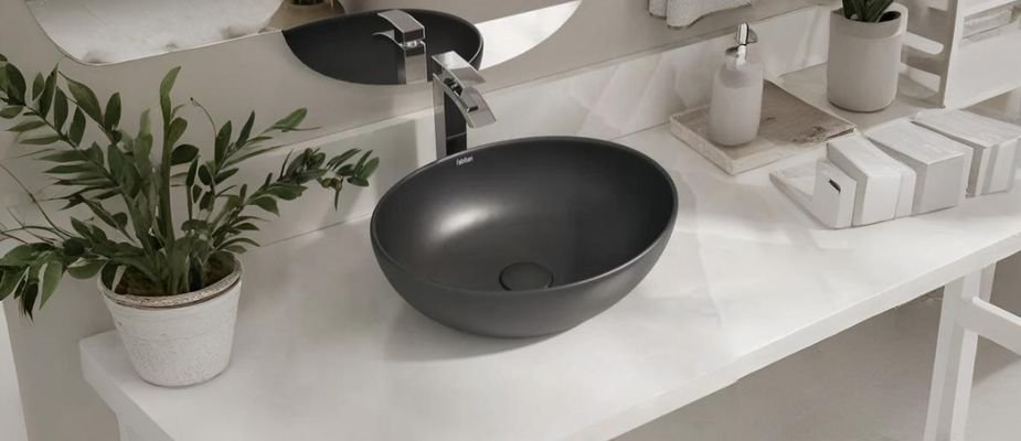 Cuba de cerâmica para banheiro: principais critérios para escolher um modelo resistente, funcional e integrado ao seu ambiente